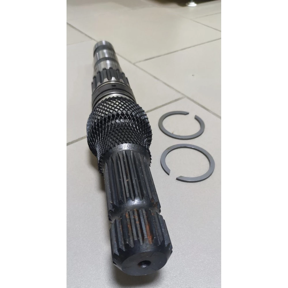 Вал ВОМ 1000 об./хв 308611A1 CASE 7220 / 8930 / 8940 / 8950