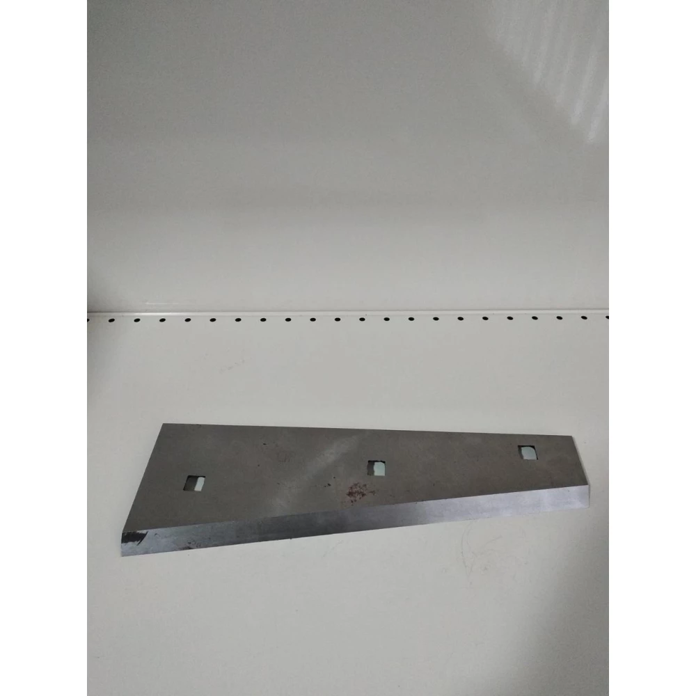 Нож противорежущий John Deere, E17777